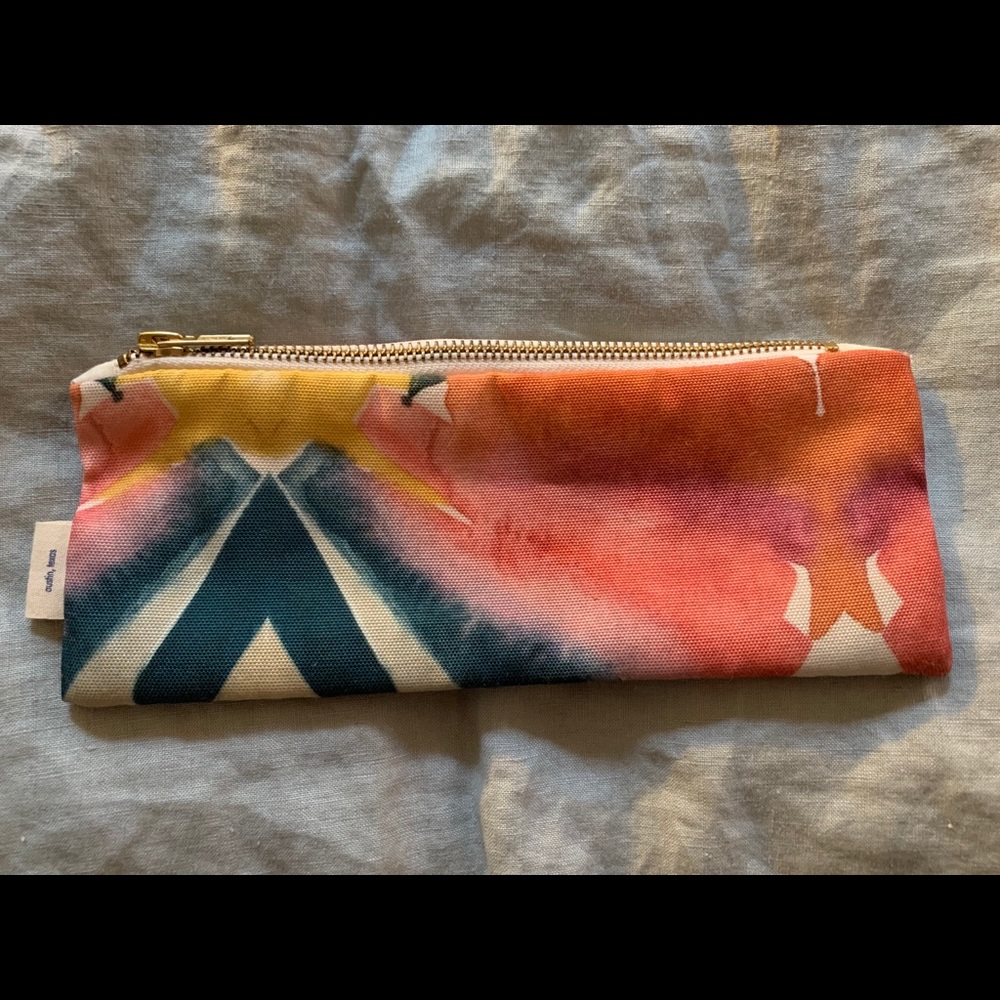 Make-up, pencil, knitting needle, whatever pouch